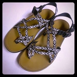 Chaco Sandals Size 7 Black and White